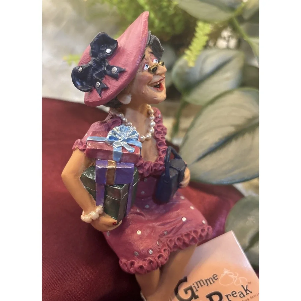 Russ this figurine